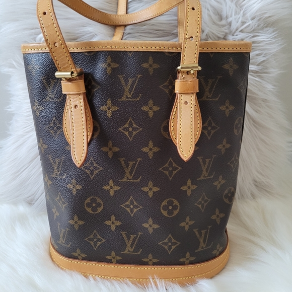 Authentic Louis Vuitton Bucket bag - Picture 2 of 7